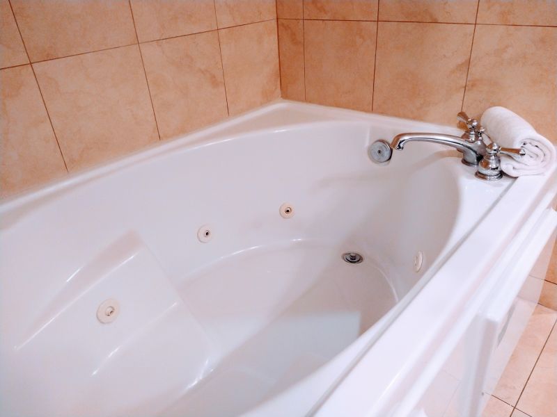 Standard Bathtub